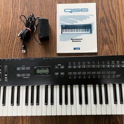 Alesis QS6 Synthesizer