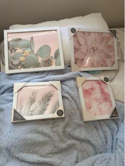 4 small beachy/desert pictures
