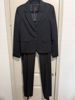 The Limited Collection Women's Cassidy Fit Pant Suit Jacket (sz 8) Pants (sz 10)