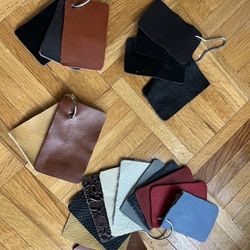 High Quality Leather Hydes, Bag Hardware And Canvas Fabric