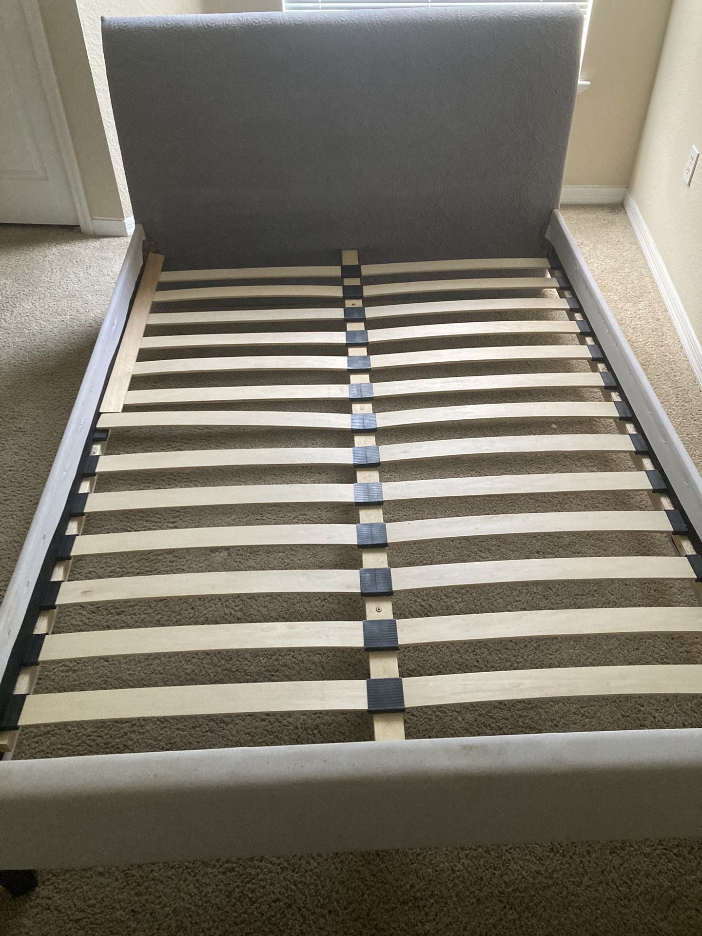 Full Sized Bed Frame With Headboard