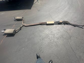 2010 FORD FLEX ECOBOOST Exhaust NEED GONE 300$
