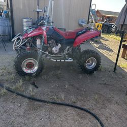 Polaris Prededor 500cc