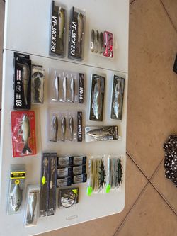 Fishing Lure Lot – Mixed Brands New in Package