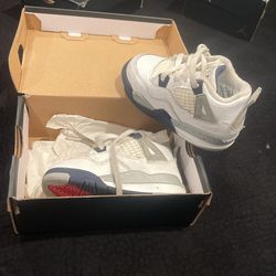 Jordan 4 Retro