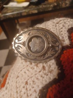 Female Belt Buckle