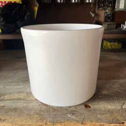 Ceramic White Pot 24 Cm 
