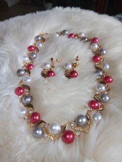Pearl Necklace and Earring Set