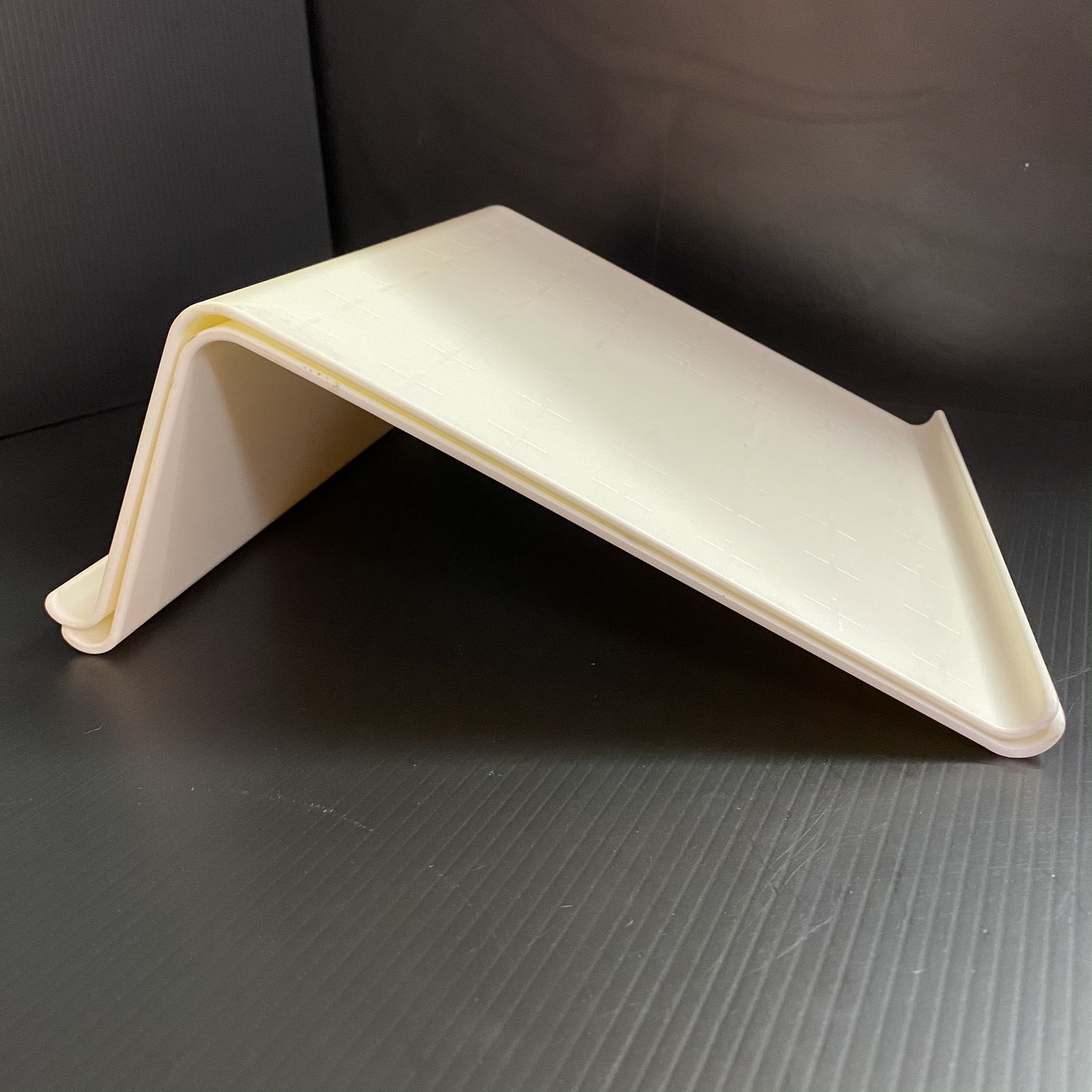 (2) IKEA ISBERGET Tablet stands, white 9 7/8 x 9 7/8 "