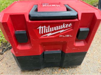 Milwaukee vacuum