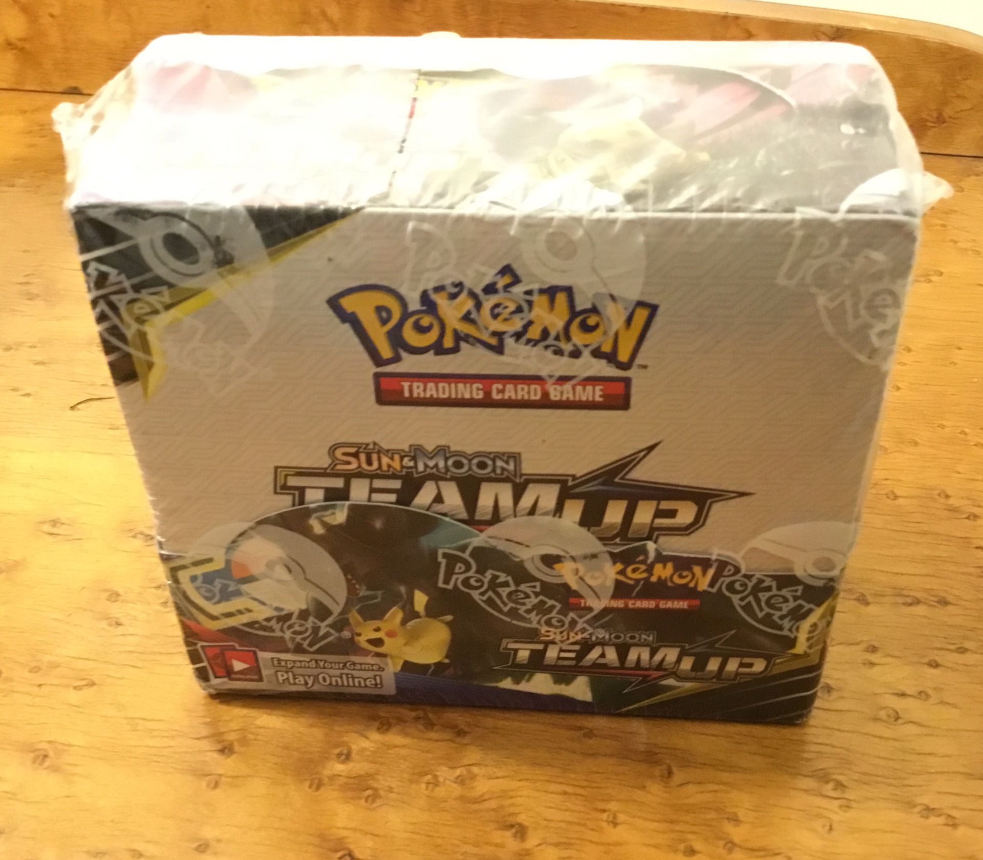 Pokémon booster box 36 unopened packs of sun and moon Team Up