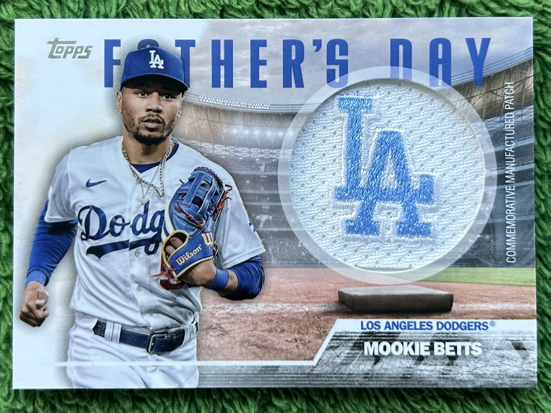 2023 Mookie Betts Baseball Trading Card