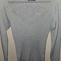 Brand New Womens sweater size L