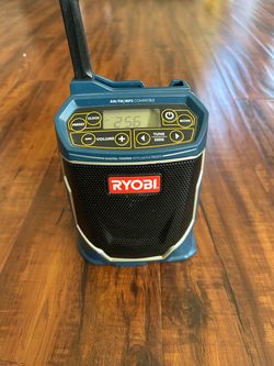 Ryobi ONE+ 18V portable radio in perfect condition