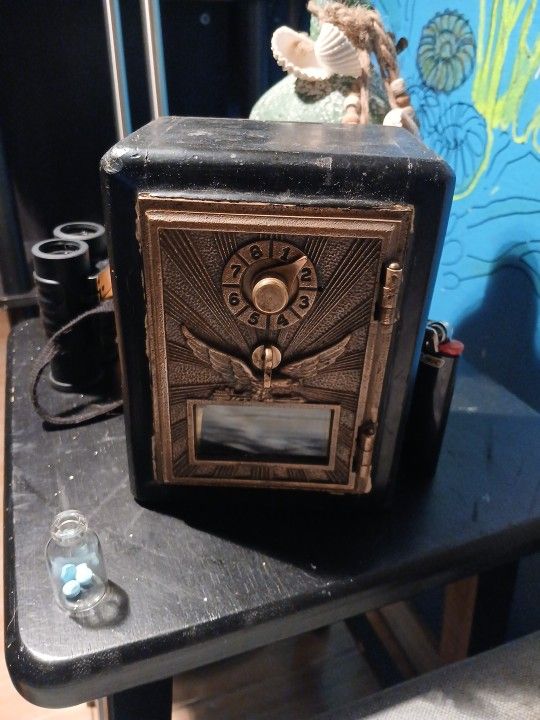 Old Mail Box Turned In To Mini Safe