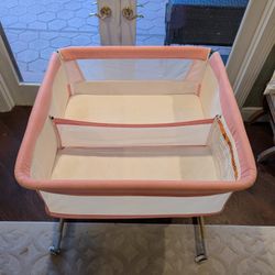 Twin / Double Bassinet 