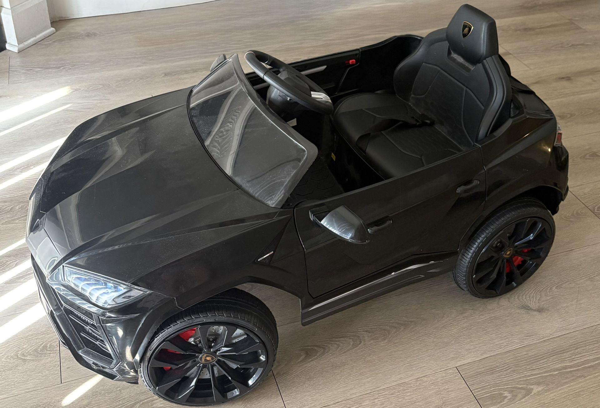 Lamborghini Urus Ride On Truck Car Toy