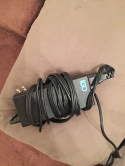 Universal laptop charger