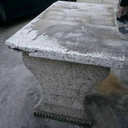 Free Very Heavy 1 Stone Picnic Table