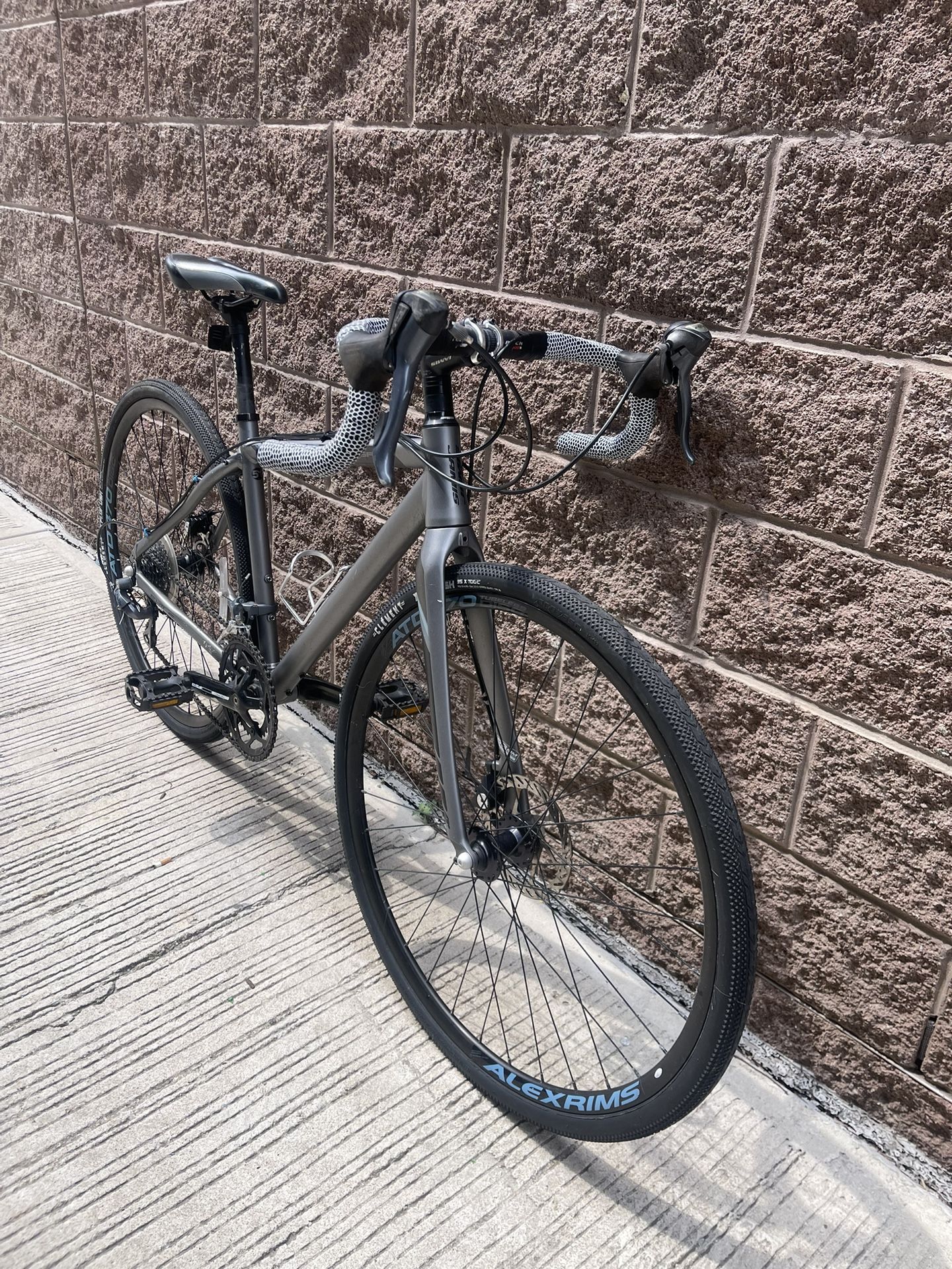 Beautiful Bicycle Jamis Gravel Road Bike