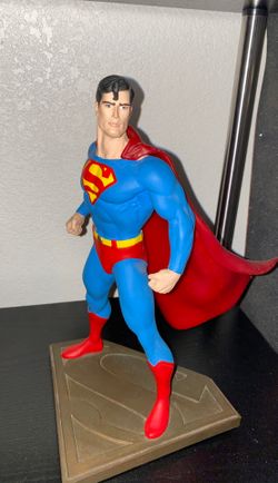 Superman statue