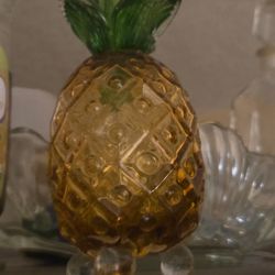 VINTAGE GLASS PINEAPPLE