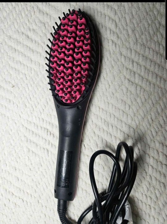 Simply Straight Ceramic Hair Straightener Brush