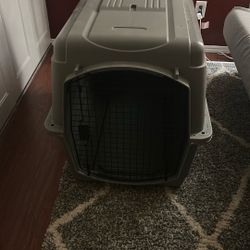 Large Plastic Dog Kennel