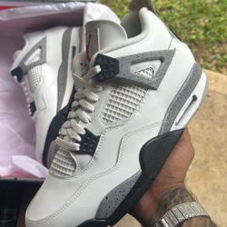 Air Jordan 4 White Cement 2025 