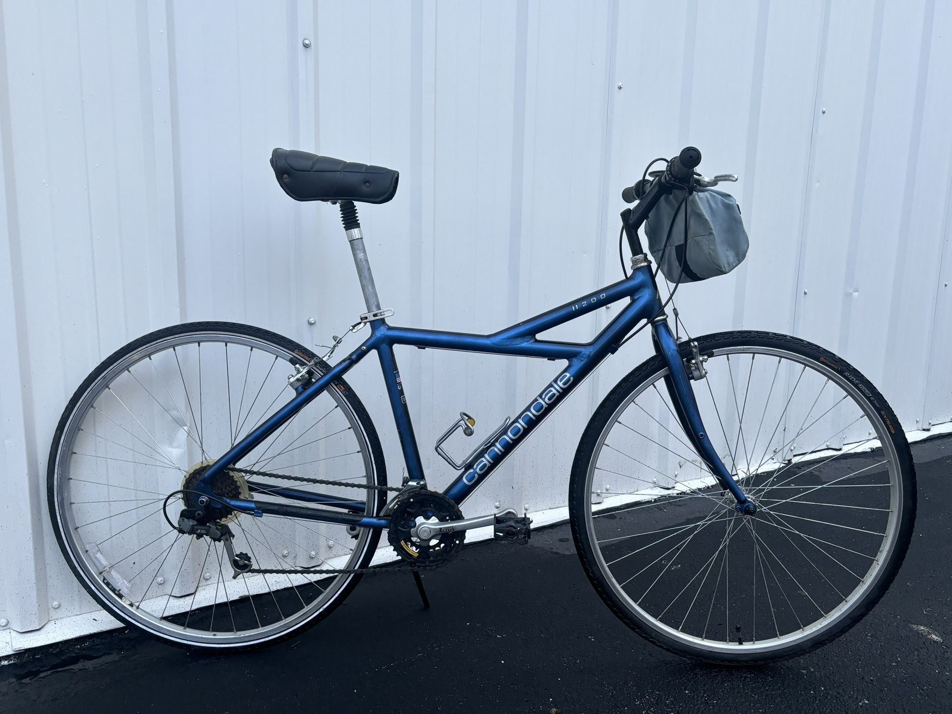 Vintage Cannondale Killer V Hybrid Road Bike