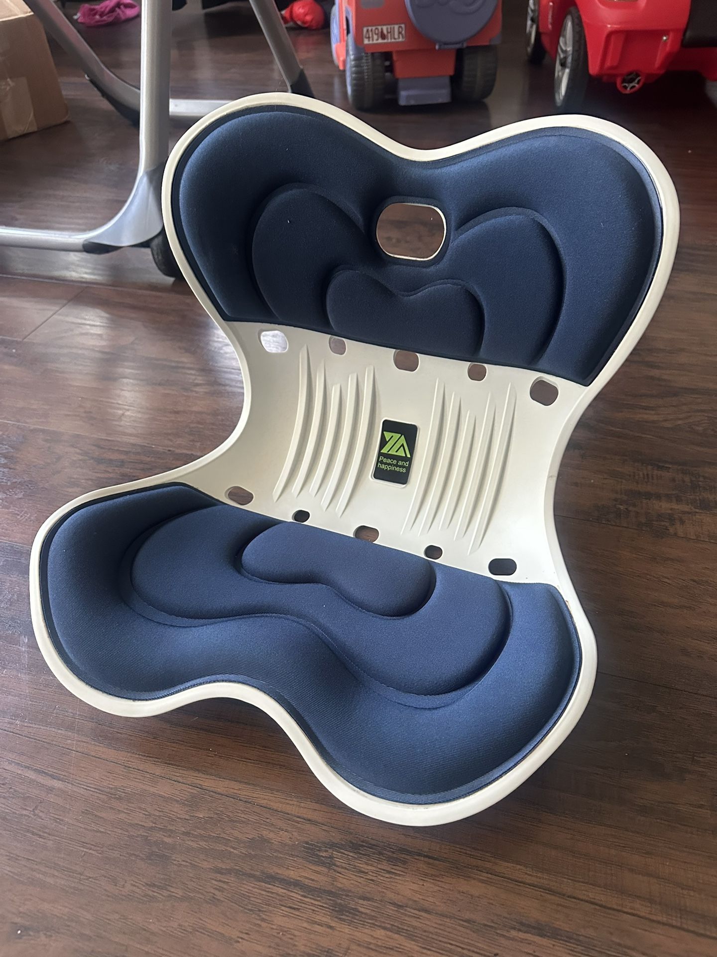 Posture Support Seat – Great for Back & Hip Relief