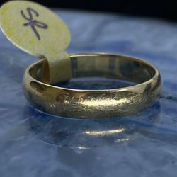 $525 Yellow Gold Band Ring 