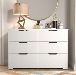 Wade Logan Aroob 6 Drawer Dresser