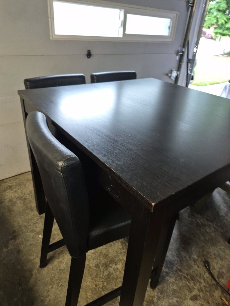 Black Dining Table w/3 Chairs