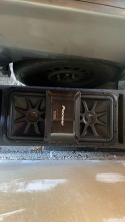 Kicker solo baric 12” woofers/ pioneer cs Gm d9601