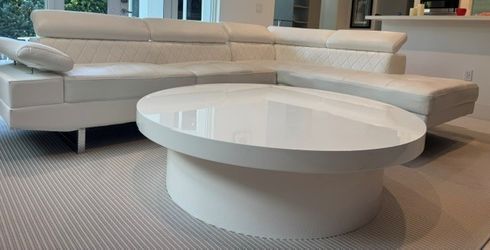 Coffee table For Sale