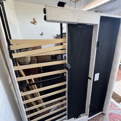 Cali King Bed Frame    100$