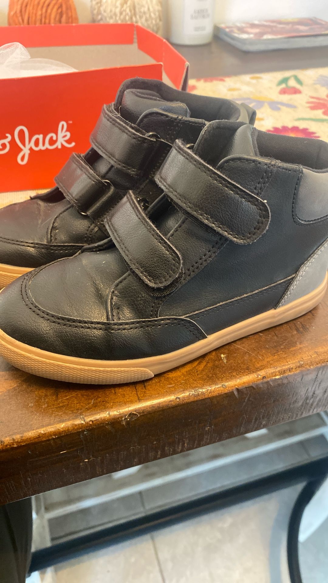 boy shoes size 11