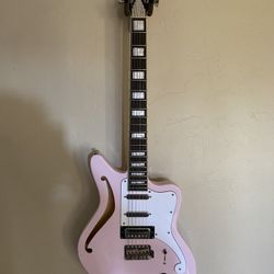  D'Angelico Premier Series Bedford SH Limited-Edition Electric Guitar