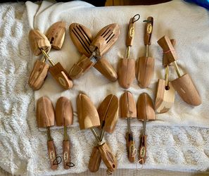 Shoe trees