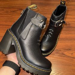 Dr. Martens Spence Piercing Leather Flared Heel Chelsea Boots