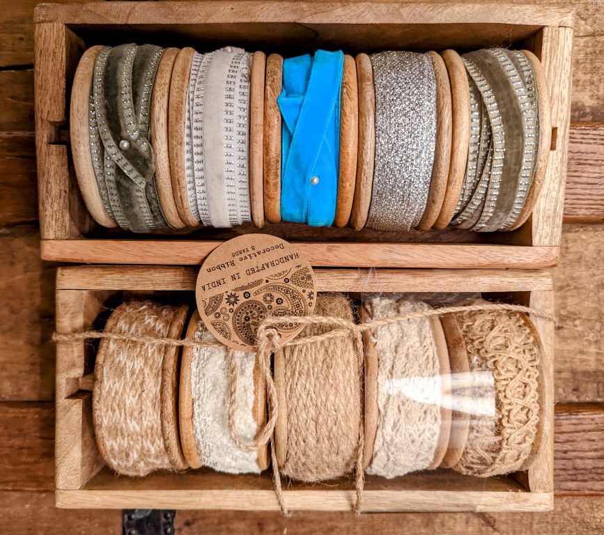 BEAUTIFUL Set of 10 Handcrafted in India Trim Ribbon Twine Burlap Tans Earthy Colors Wooden Spools