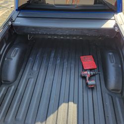 Gator Recoil Retractable Truck Bed Tonneau Cover | G30373 | Fits 2015 - 2020 Ford F-150 5' 7" Bed (67.1")
