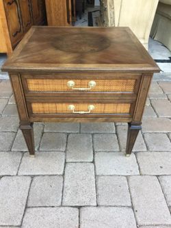 Mid century end table stand