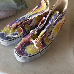 Men’s Vans Size 11
