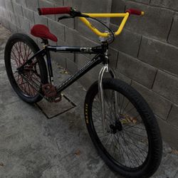 collective c2 pedal bike