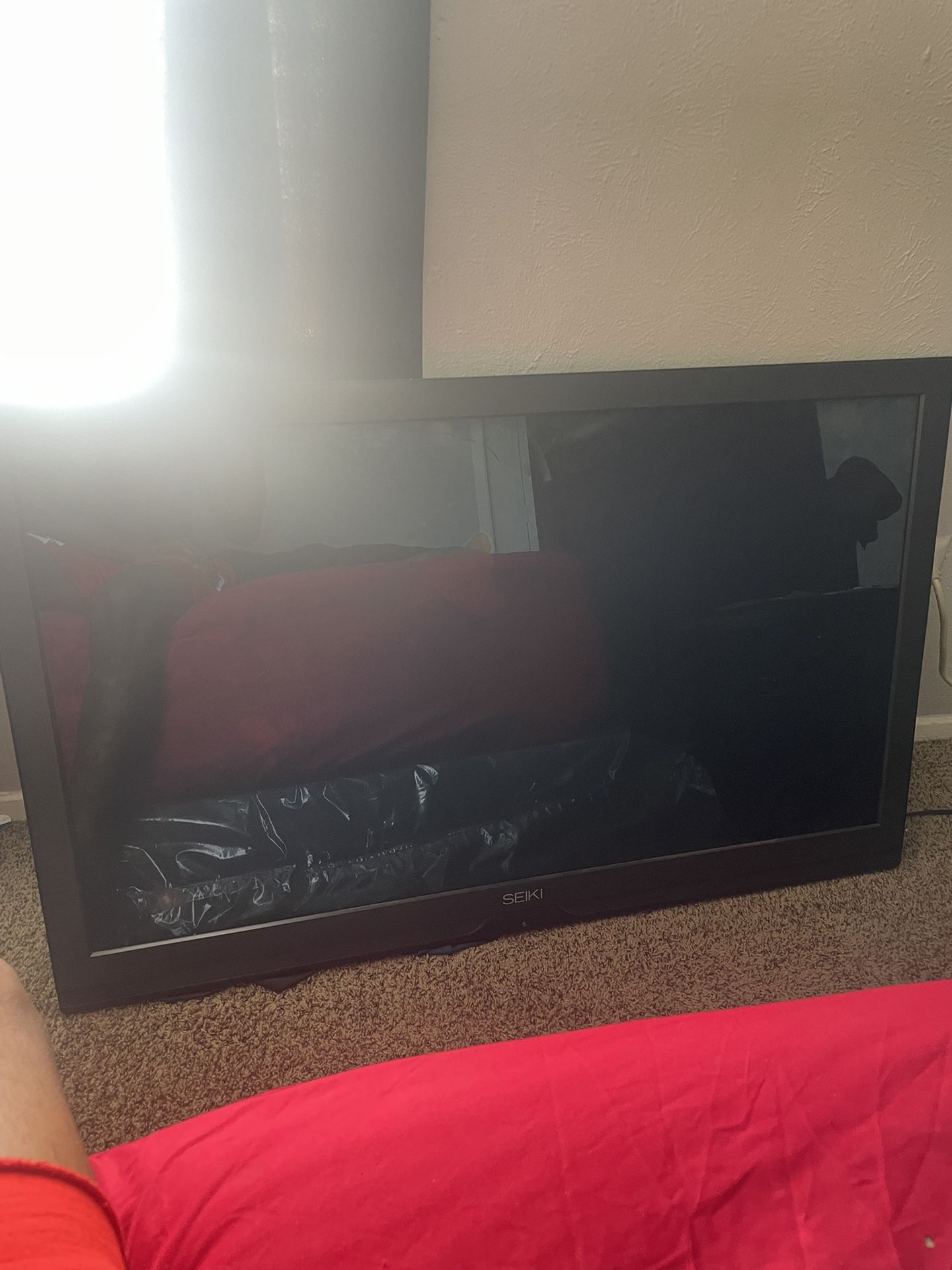 SEIKI TV 40 INCH