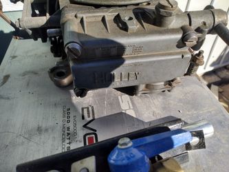 4 Barrel Carburetor In Good Running Condition