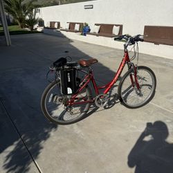 Ezip Trailz Electric Bike (Needs Batteries)
