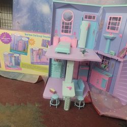 Barbie Talking Townhouse 